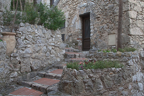 Eze 13